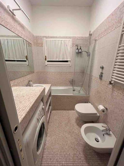 Appartamento House - 20 Min From Center, Free Wifi And Private Parking *